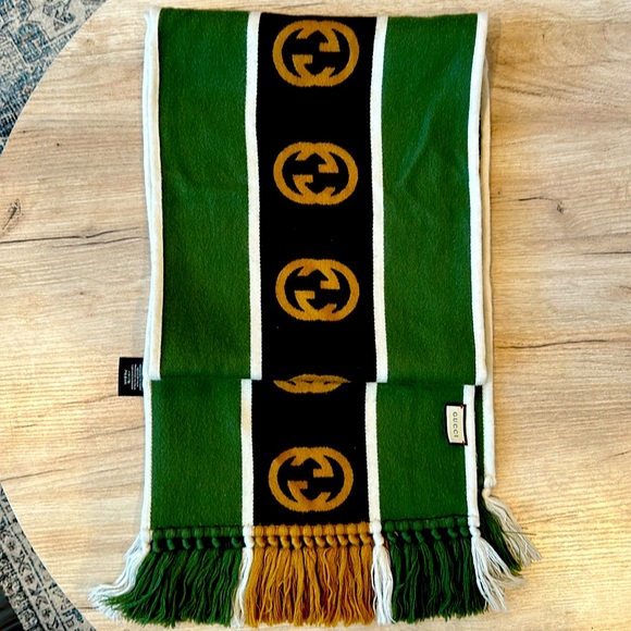 GUCCI GG wool scarf 100% authentic reversible - Picture 2 of 4